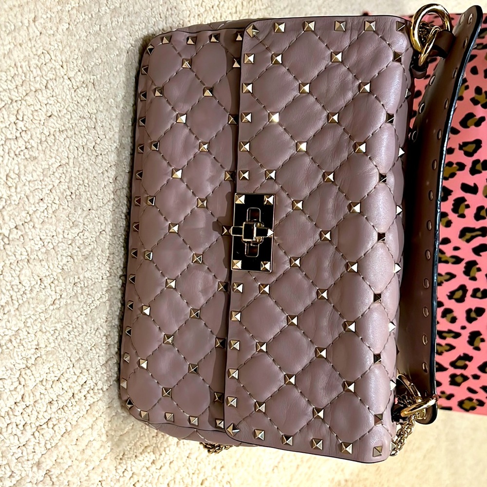 VALENTINO GARAVANI
Rockstud Spike Medium leather shoulder bag